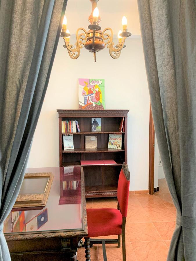 Wide And Traditional- 2Bd 1Bth- Gavidia Sevilha Exterior foto